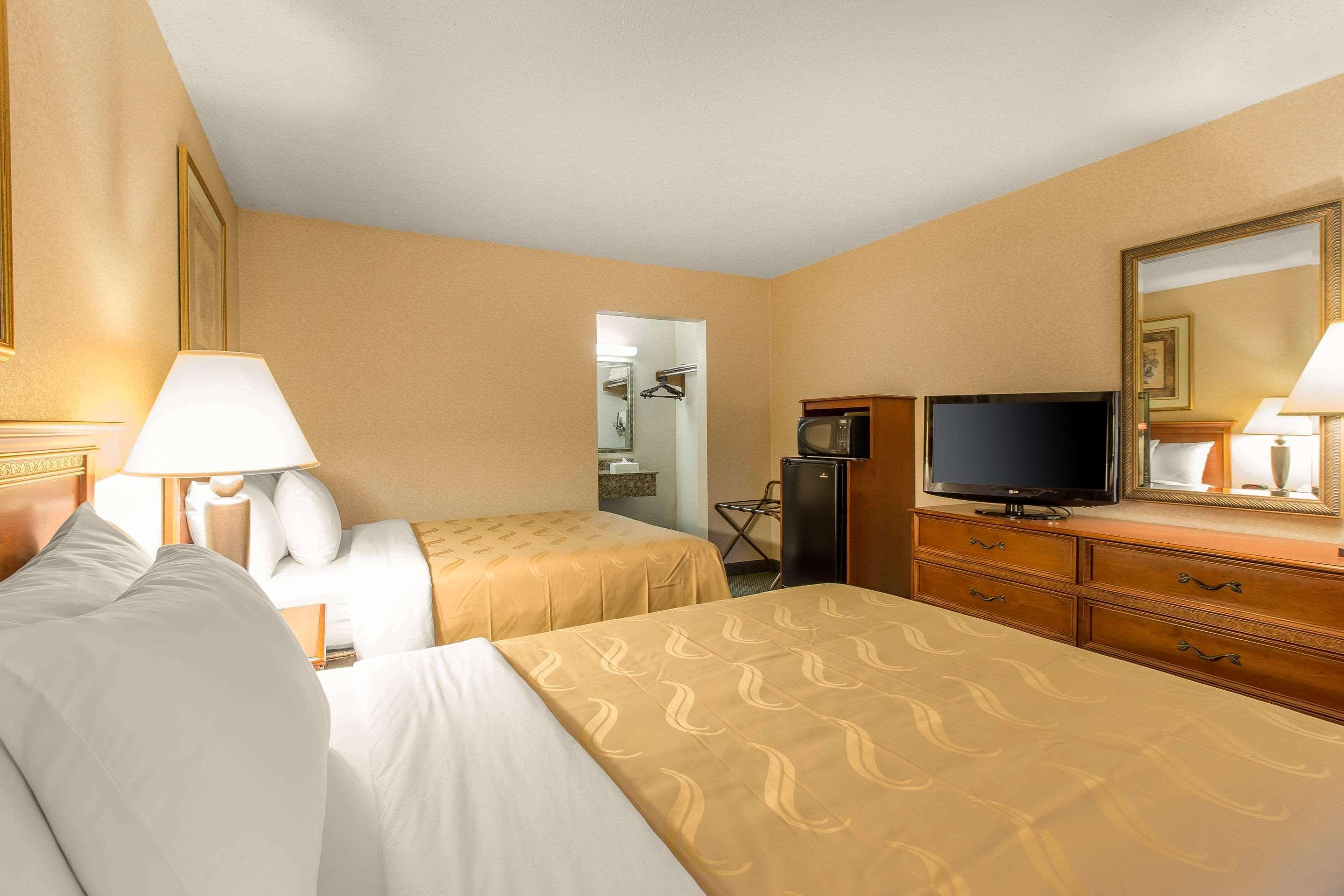 Quality Inn & Suites Mcdonough South I-75 Экстерьер фото