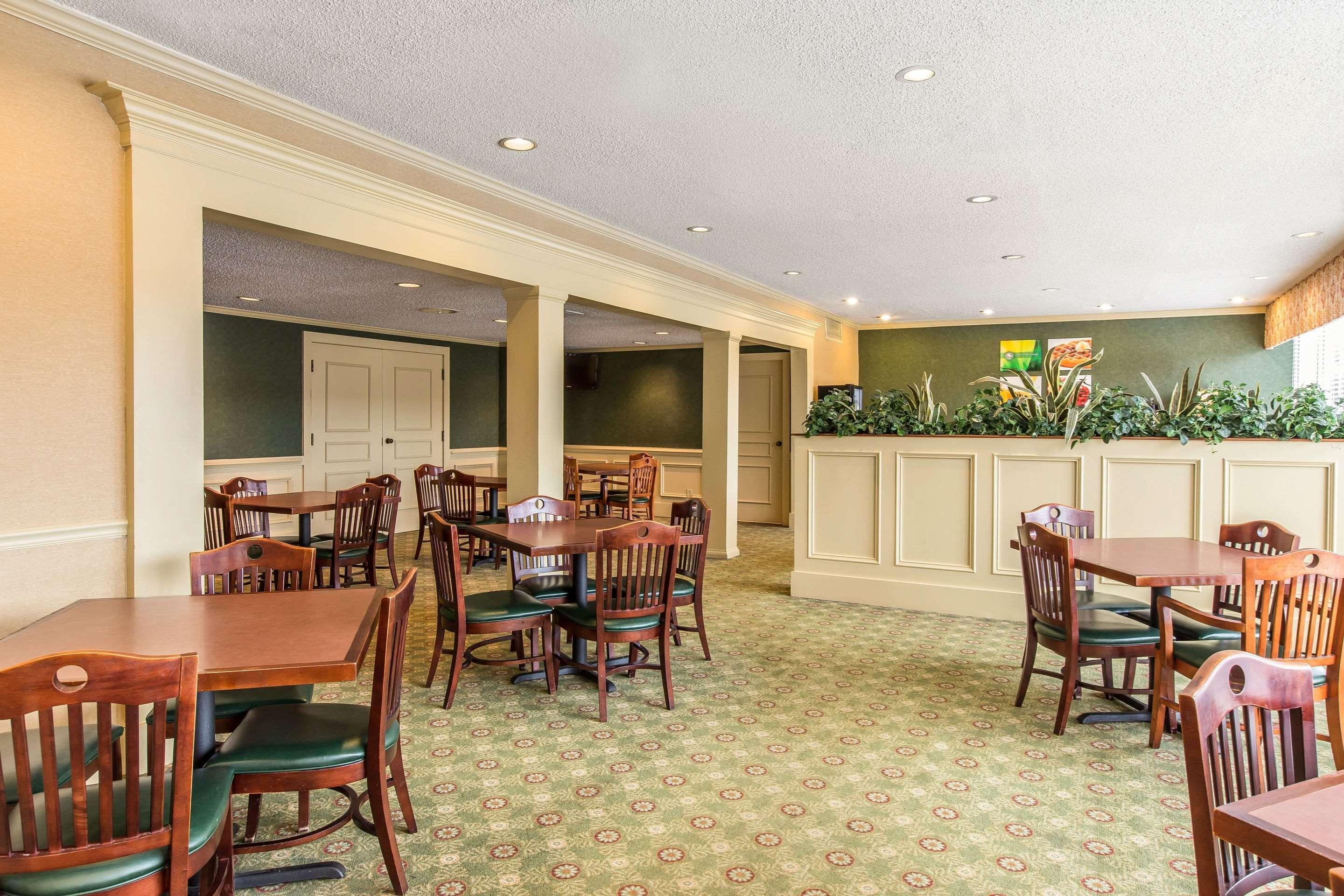 Quality Inn & Suites Mcdonough South I-75 Экстерьер фото