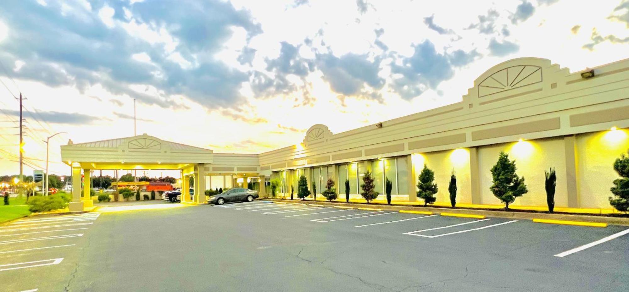 Quality Inn & Suites Mcdonough South I-75 Экстерьер фото