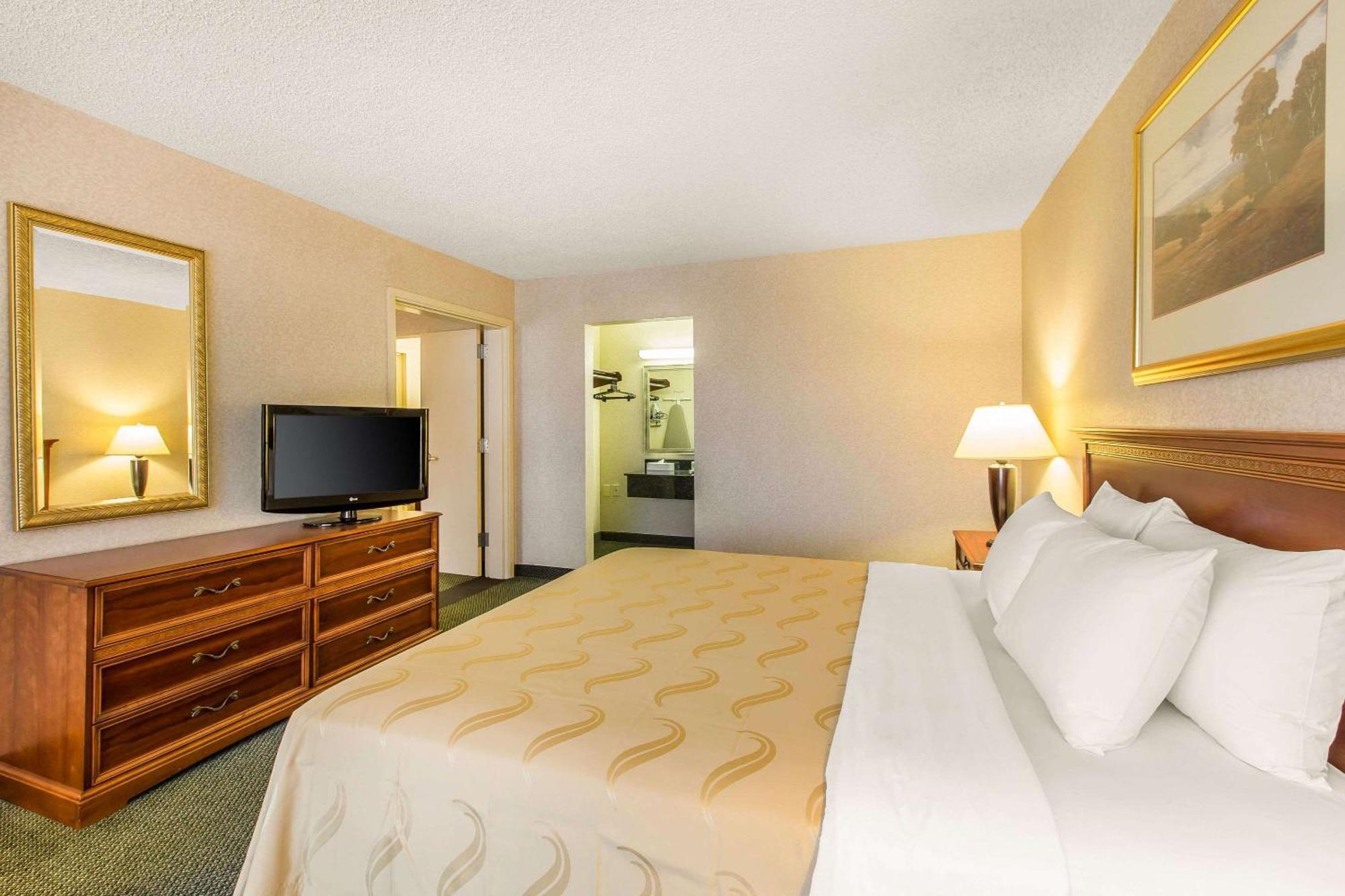Quality Inn & Suites Mcdonough South I-75 Экстерьер фото