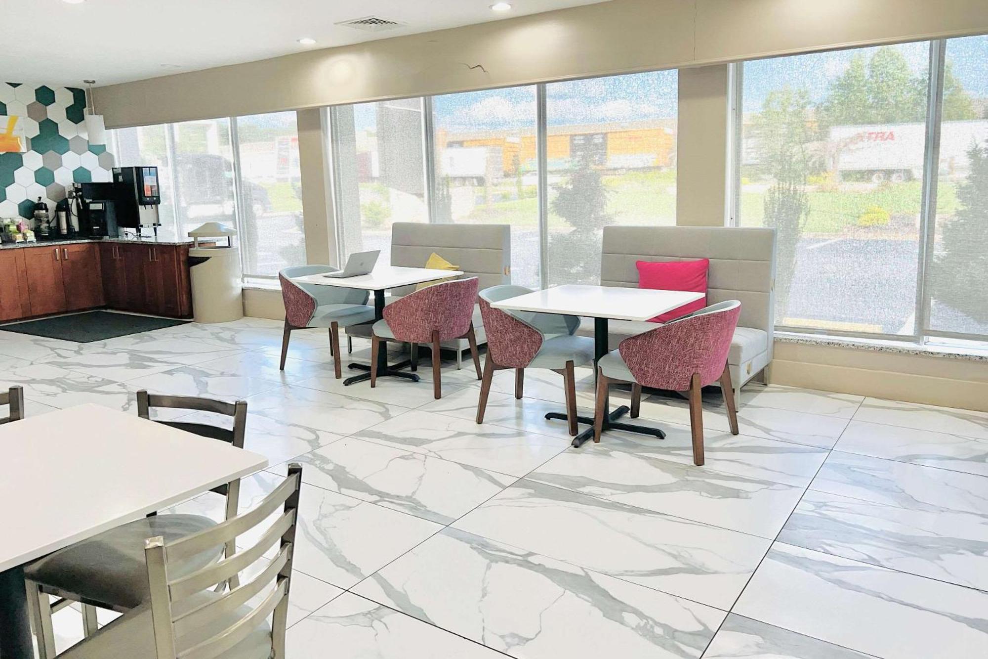 Quality Inn & Suites Mcdonough South I-75 Экстерьер фото